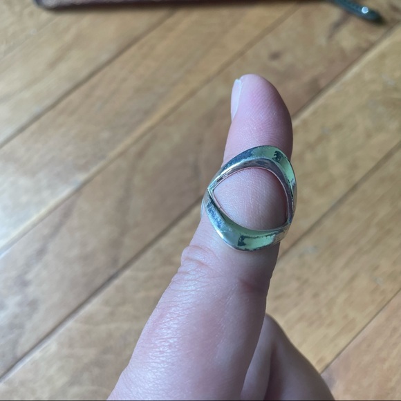 SILVERTONE X SHAPE INFINITY RING - Picture 5 of 5